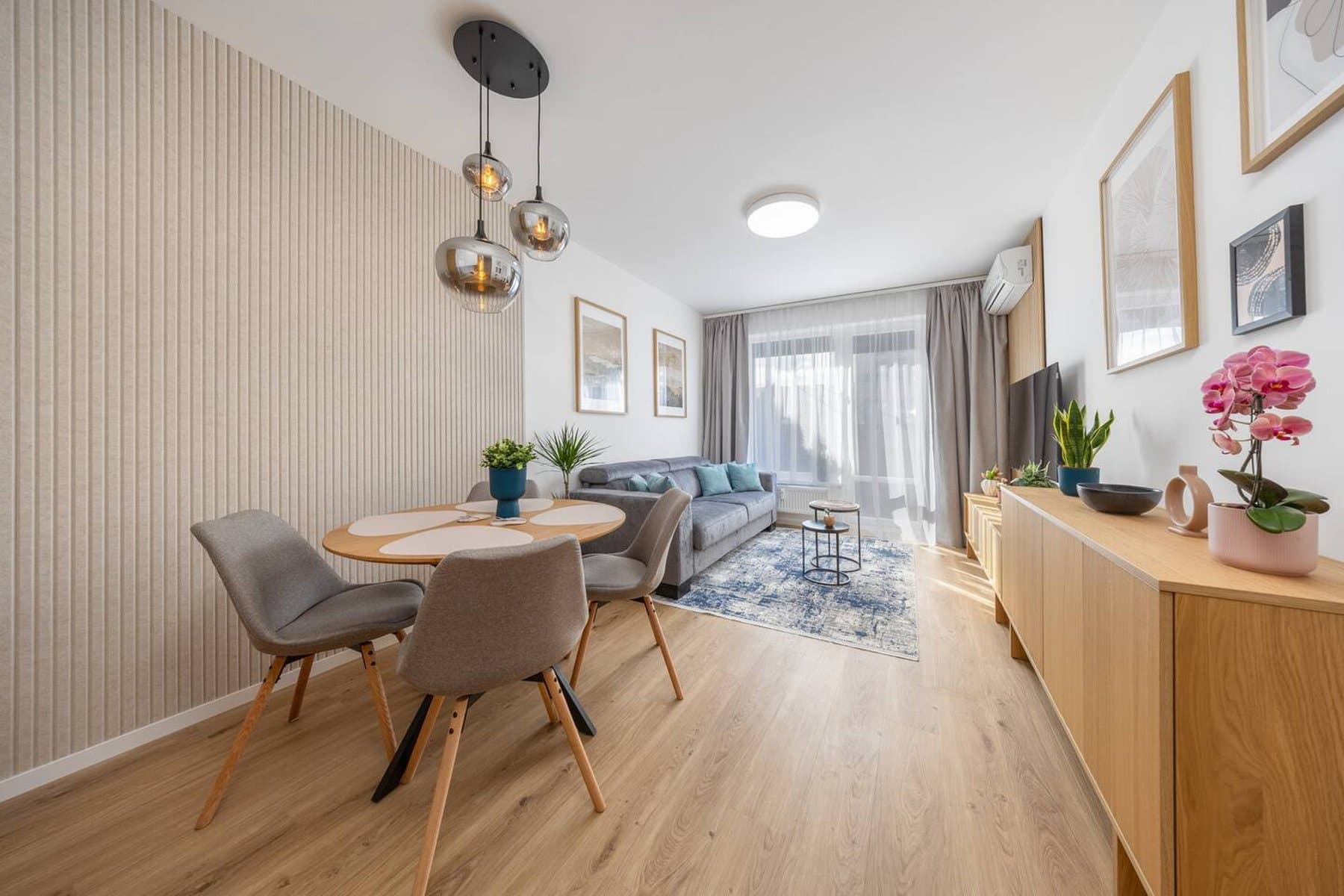Centrálny apartmán v Bratislave | Útulné, Parkovanie & Klíma