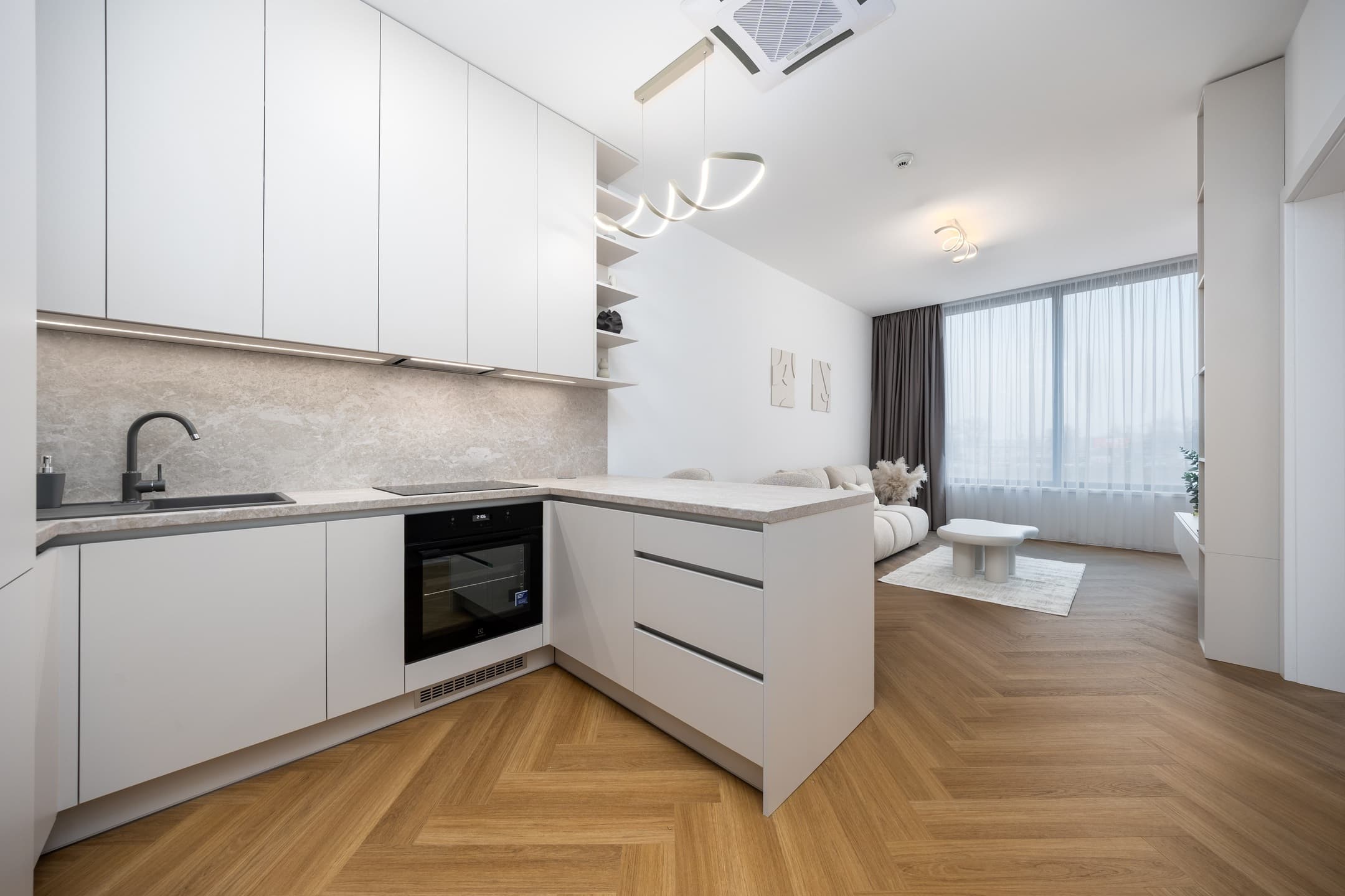 Apollo One •1BR Signature Residence 4