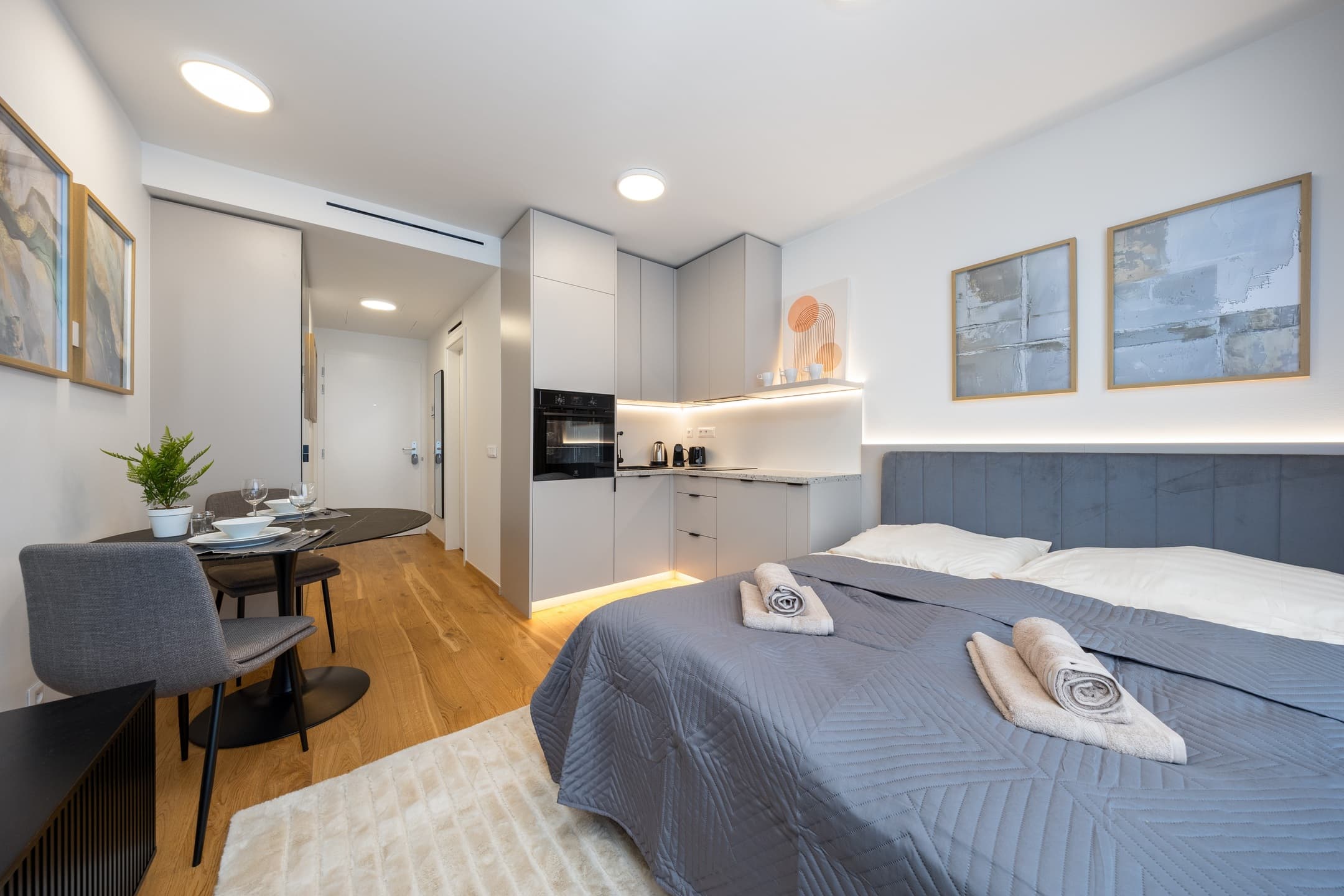 Premium Studio | Castle & Danube | Prime Old Town