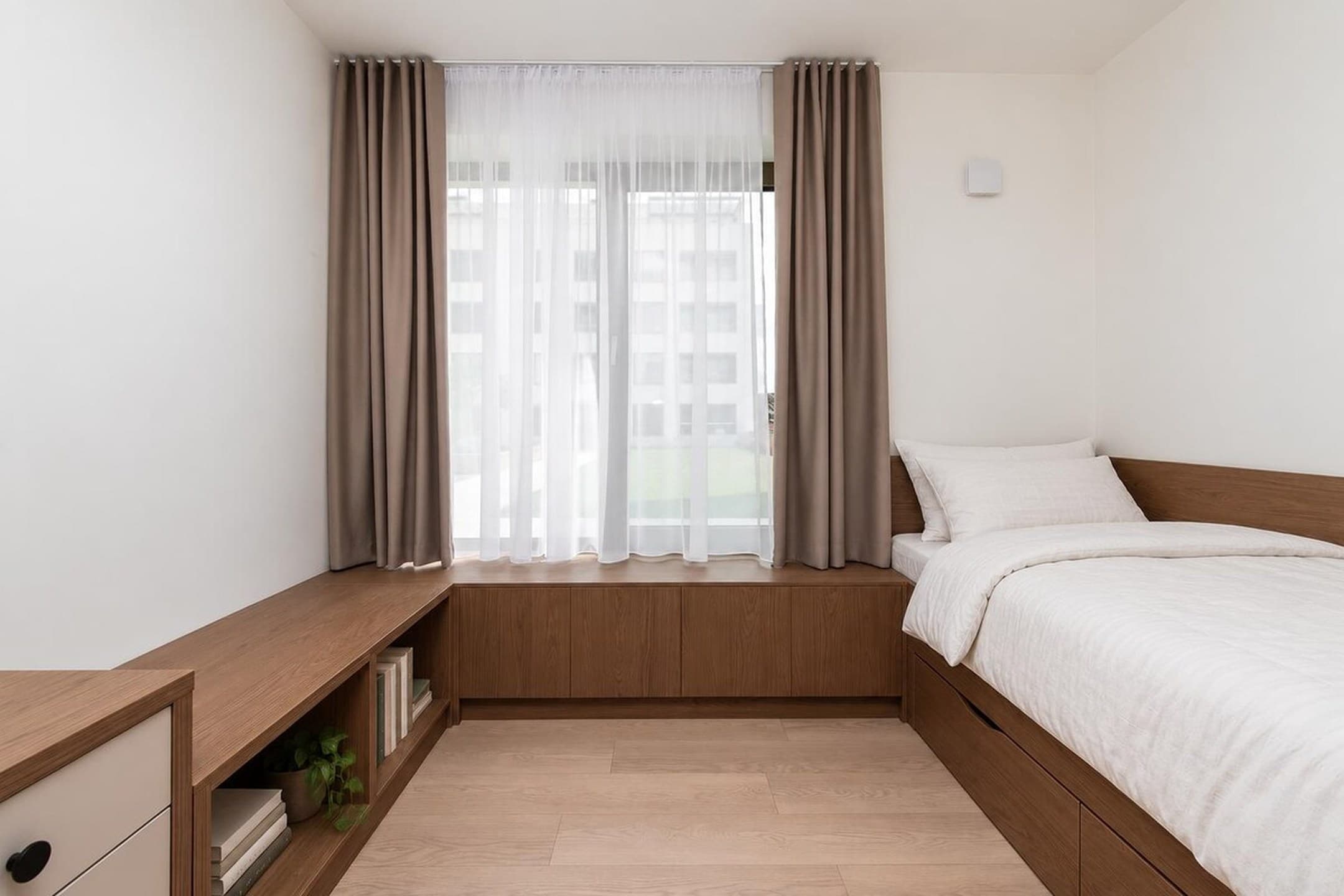 Premium Stay Near Novum & Downtown | Free Parking 3