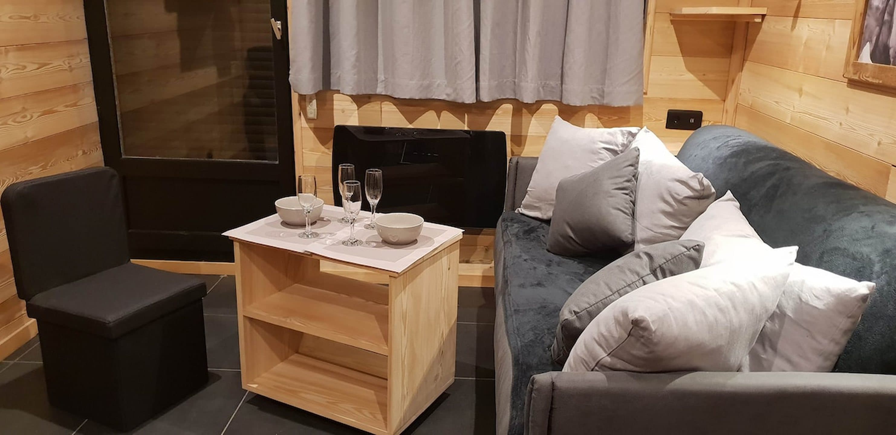 Mountain View Apartment • Chamonix Centre, Parking 5
