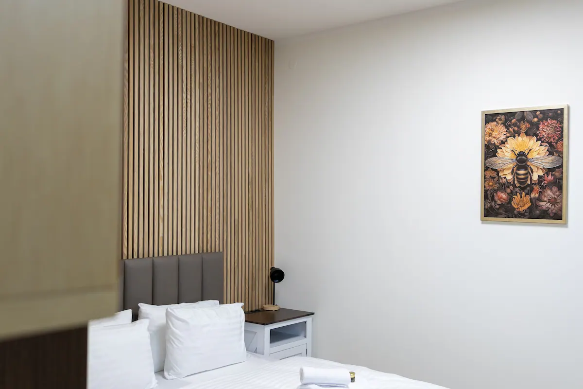 Honeycomb Castle Residence | Old Town Stay 4
